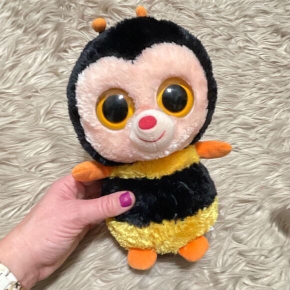 Buzby the bee solid eye beanie boo - Picture 2 of 6
